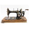 Image 2 : ANTIQUE MANUAL TABLETOP SEWING MACHINE - 4370