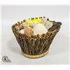 Image 1 : BASKET OF SEA SHELLS AND CORAL