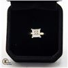 Image 1 : 1.80 CARAT PRINCESS CUT MOISSANITE SET IN 14 K