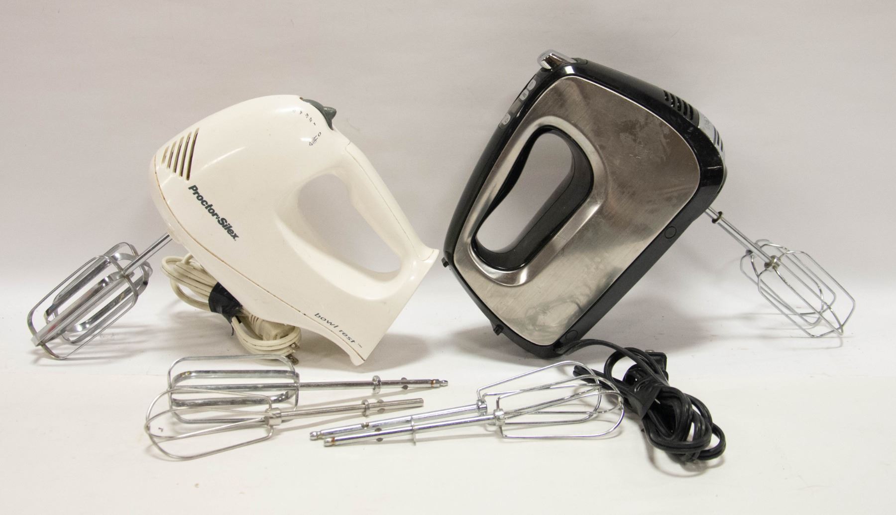 First Hand Mixer 2 X ELECTRIC HAND MIXERS