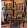 Image 1 : 2 SWIVEL BAR STOOLS 44" TALL