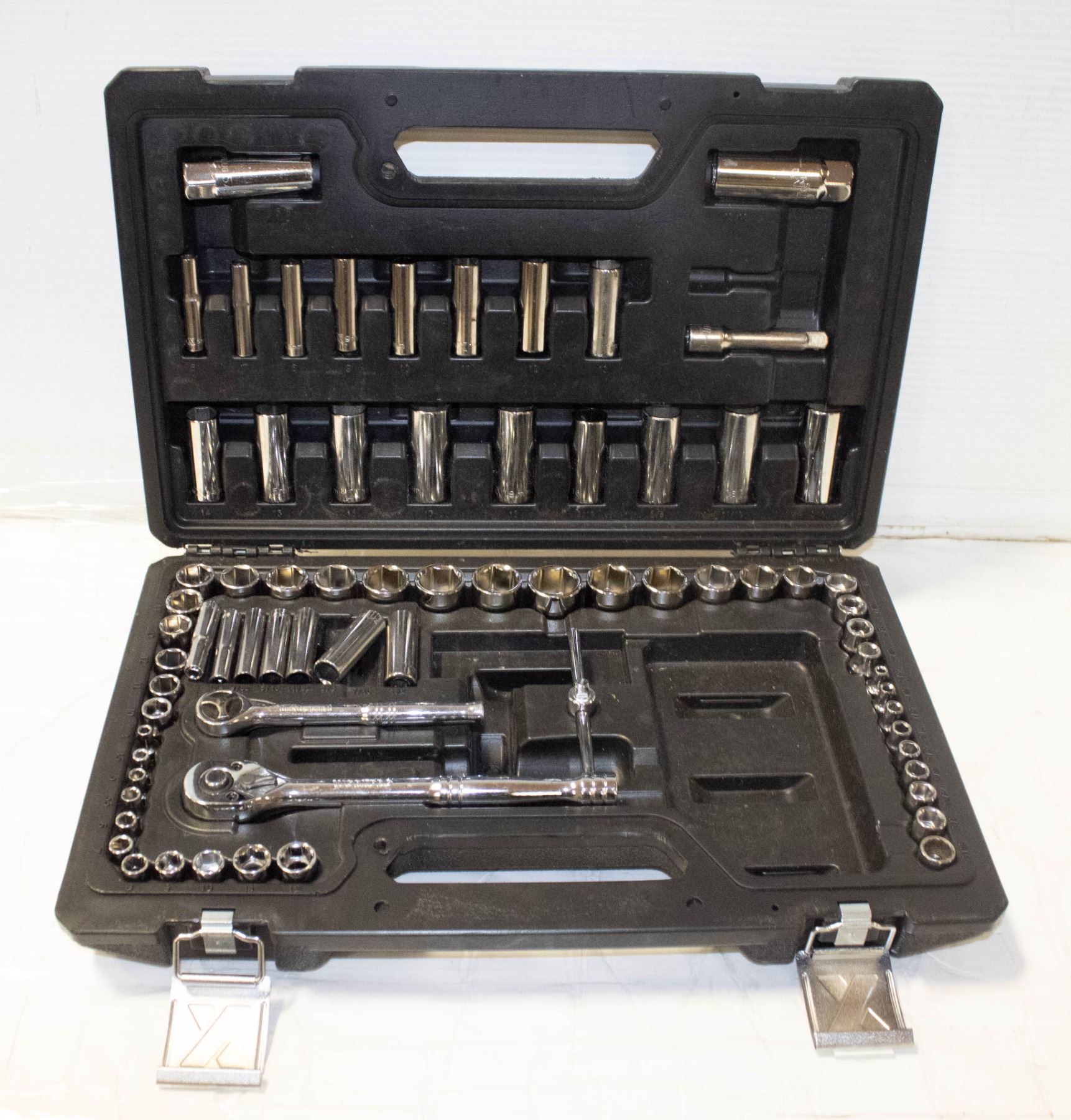 MAXIMUM SOCKET SET'
