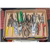 Image 1 : FLAT OF WRENCHES AND CUTTERS AND PLIERS