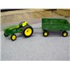 Image 2 : METAL JOHN DEERE TRACTOR & TRAILER