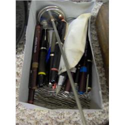 BOX OF FOUNTAIN PENS & TIPS