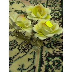 YELLOW ROSES ON STAND