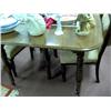 Image 1 : DINNING ROOM TABLE & (2) LEAFS