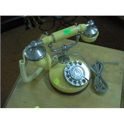 DIAL TELEPHONE