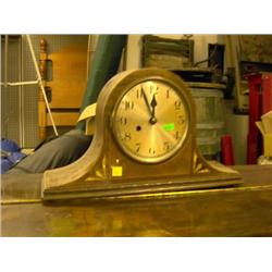 MANTLE CLOCK