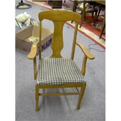 WOOD CHAIR WITH ARM RESTS