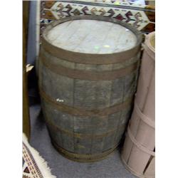 OLD WHISKEY BARREL