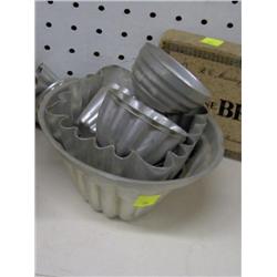 OLD COOKIE CUTTERS & JELL-O MOLDS