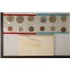 Image 2 : 1963 SILVER US MINT SET (UNC) P/D (WITH ENVELOPE)