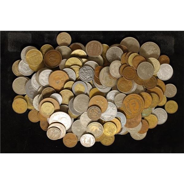 2 POUNDS OF ASSORTED FOREIGN COINS FUN TO GO