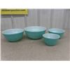 Image 2 : 4 Piece Turquoise Pyrex Mixing Bowl Set