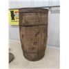 Image 2 : Nail Keg 18'' Tall, Cast Frying Pan , Wooden Kitchen Utensils, 