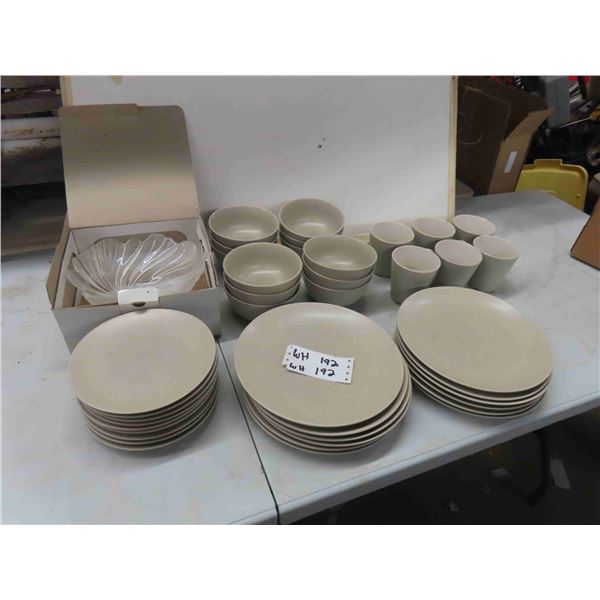 39 Pieces Ikea Dinnerware Set , Mikasa Crystal Dish