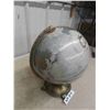 Image 2 : Vintage Replogle Platinum Classic Globe 12'' Diameter