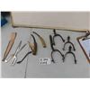 Image 1 : 2 Sets of Spurs , Straight Blade, Hoof Cleaner