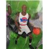 Image 5 : Michael Jordan Triple Figure Collection