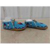 Image 2 : Vintage Pair of First Nations Heavily Beaded Moccasins *Excellent 