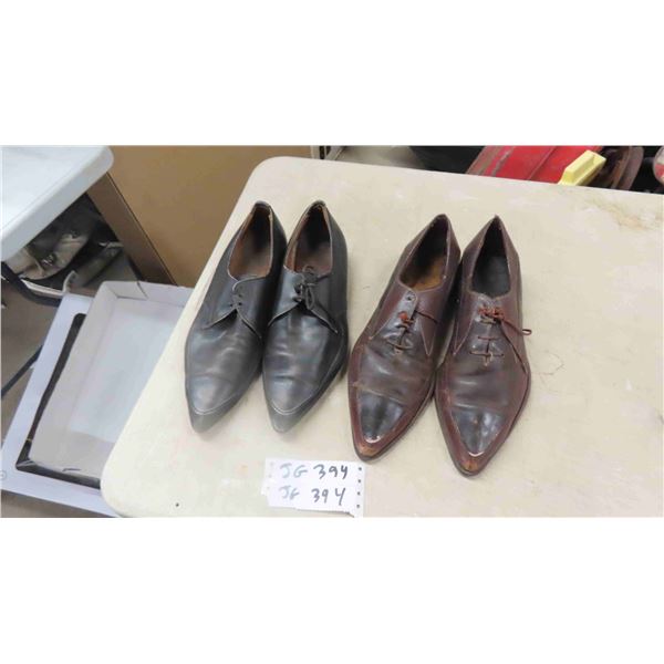 2 Pairs of Vintage Men's Pointed Toe Leather Shoes