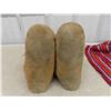 Image 8 : Vintage Hudson's Bay Co. Beaded Trade Wool First Nations Mukluks Tallest at 17",