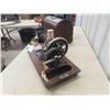 Image 3 : T-Eaton Hand Crank Sewing Machine with Case