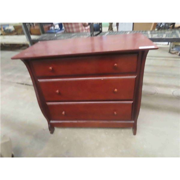 3 Drawer Dresser 20  x 35  x 40  