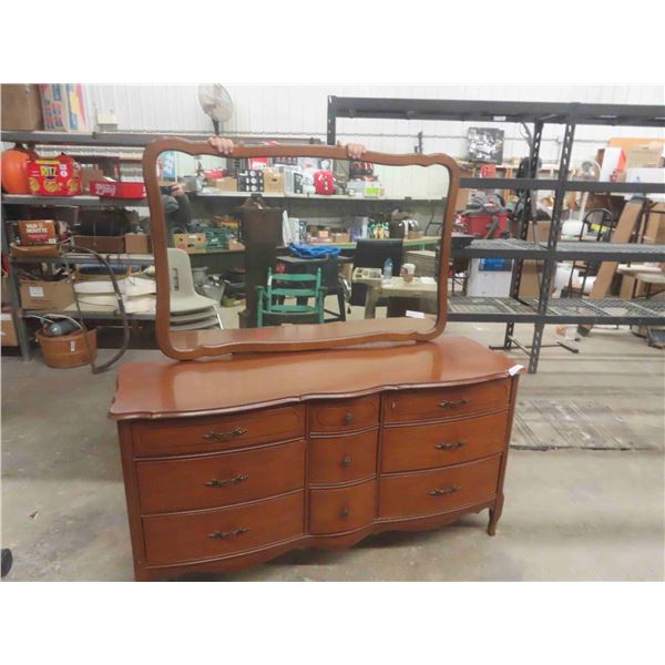 Dresser with Serpentine Front 20" x 33" x 62" plus Mirror 33" x 50"