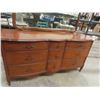 Image 2 : Dresser with Serpentine Front 20" x 33" x 62" plus Mirror 33" x 50"