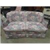 Image 1 : Living Room Couch 58" Wide