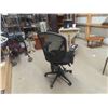 Image 3 : Office Chair with Swivel + Adjustable Height