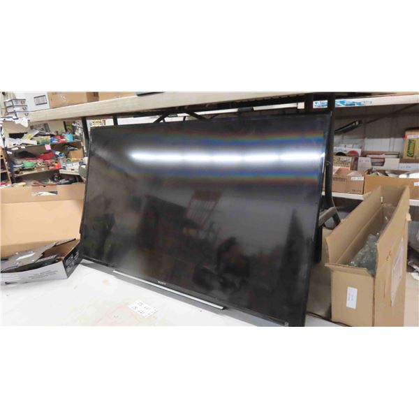 Sony 48  TV with Wall Bracket 