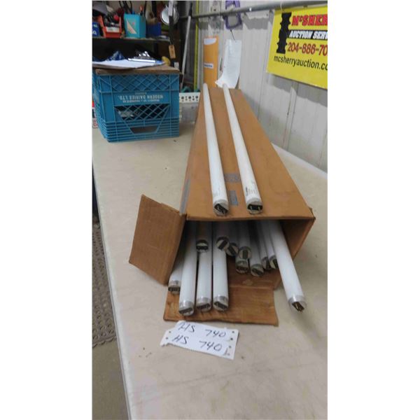 16 Fluorescent Tube Lights - 48"