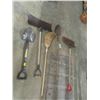 Image 1 : 5 Yard Tools; 2 Spades, 2 Push Shovels, Broom - broken