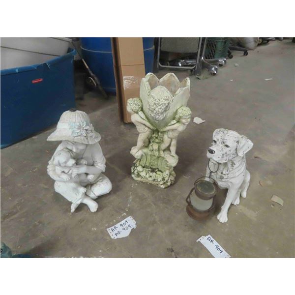 3 Plastic Yard Ornaments - Biggest 19" Tall