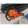 Image 3 : Echo CS-490 Chainsaw + Case - Works