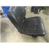 Image 2 : Bucket Seat 24" Wide