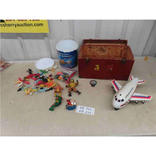 Toys : Ocean Explorer Set, Promo Airplane, Train Tracks, Compass,