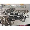 Image 3 : Lot of NOS Manifold/Carburetor Gaskets