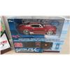 Image 2 : 2 Maisto Remote Control Cars Scale 1:24 , Newray Digital Watch