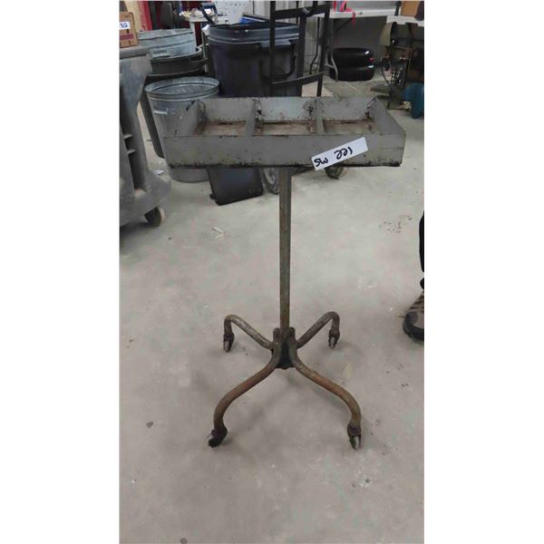 Parts / Tool Shop Stand on Castors 32'' x 15'' x 11'' 