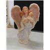 Image 4 : 5 Angel Figures , 2 Smaller Ornaments