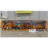 Image 1 : Construction Series Die Cast with Plastic 1:32 Scale Kenworth Lowbed + F-60 