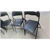 Image 2 : 8 Folding Chairs