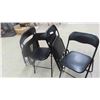 Image 3 : 8 Folding Chairs