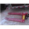 Image 2 : Shipper Supply 27" x 48" Pallet Jack