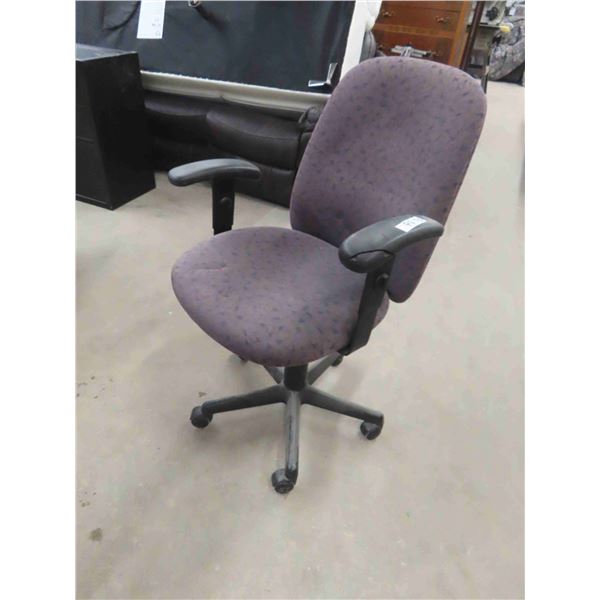 Swivel Office Chair with Adjustable Height