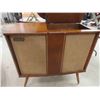 Image 2 : RCA Victor Cabinet Stereo 30'' x 33'' x 17''